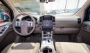 Nissan Pathfinder SE