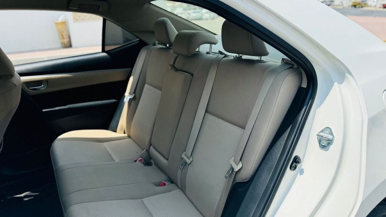 Toyota Corolla SE+ TOYOTA COROLLA MODEL 2014 GCC SPACE 1.6 VERY CLEAN CAR