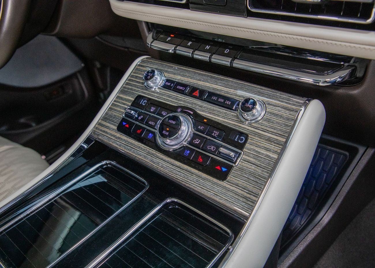 Lincoln Aviator Presidential 3.0L