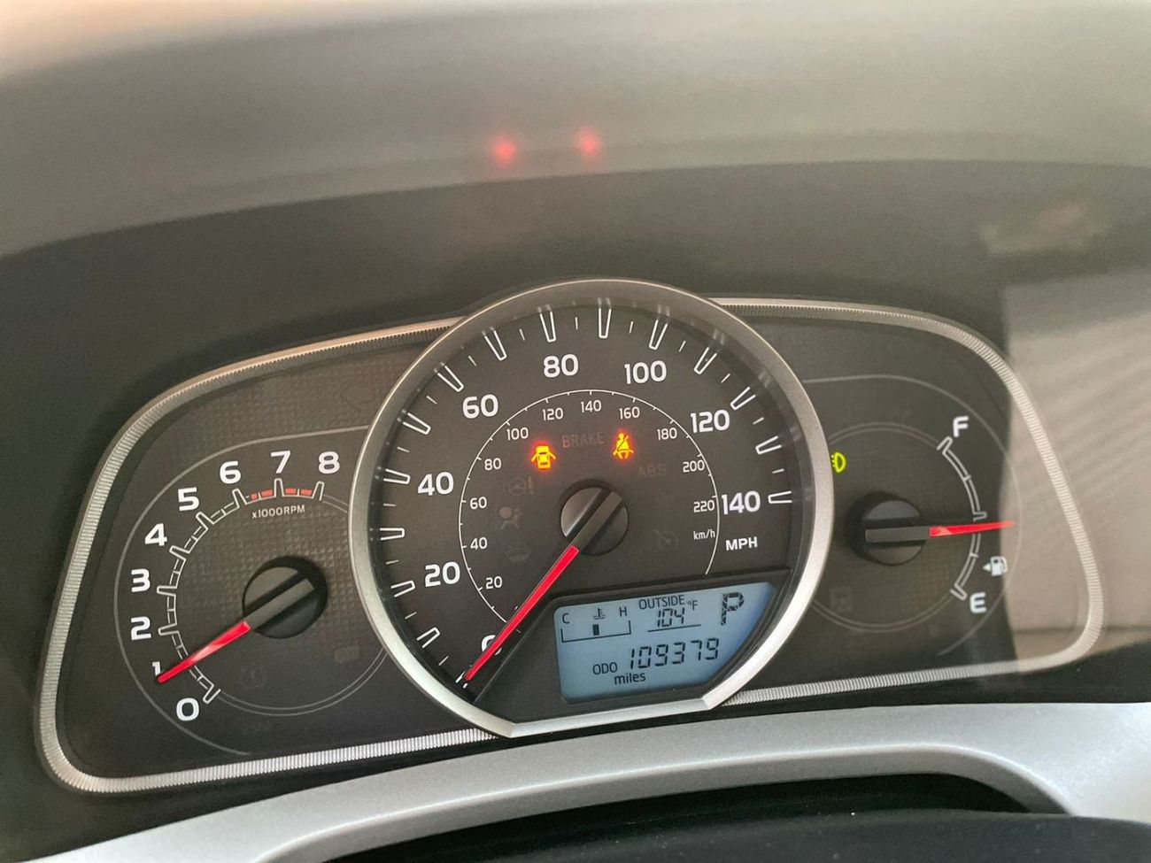 تويوتا راف ٤ 2013 Toyota Rav4 XLE 4x4 Full Option - Sunroof - Special Color With Rims - 109,300 Mileage