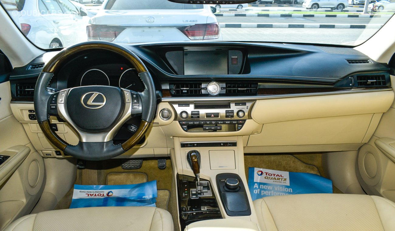 Lexus ES350