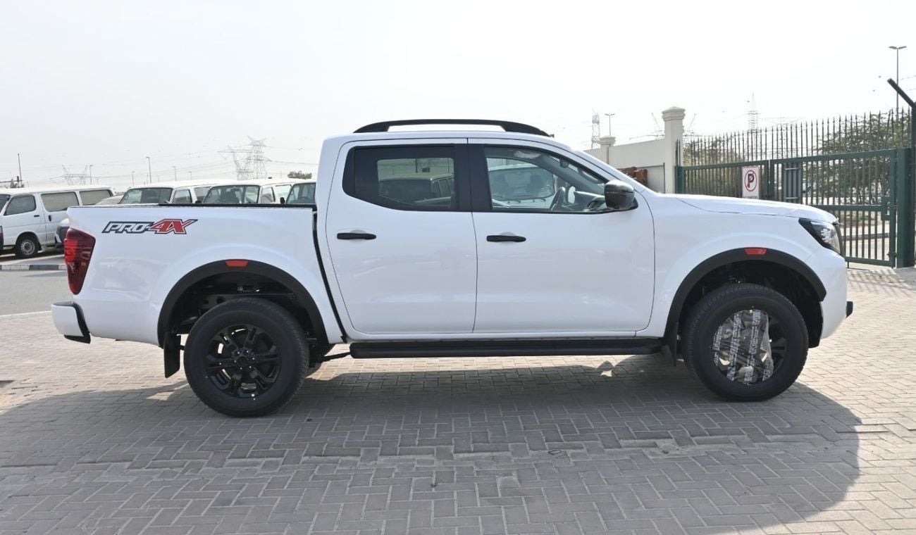 نيسان نافارا NISSAN NAVARA 2.5 DIESEL PRO4X 4X4 AT 2025