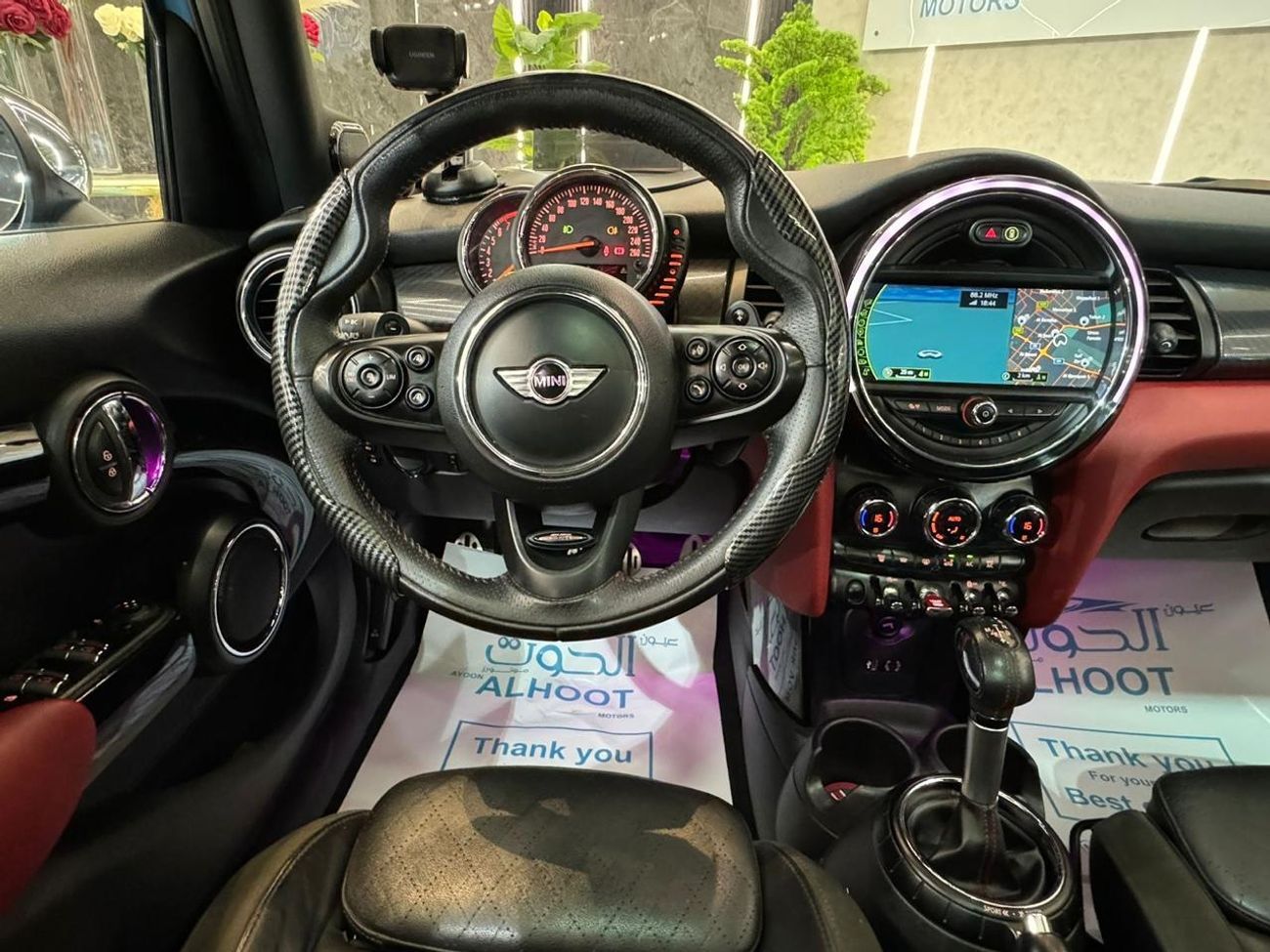 Mini Cooper S AMAZING BLUE MINI COOPER S ** JCW ** || TOP OF THE RANGE || GCC || RED , BLACK INTERIOR