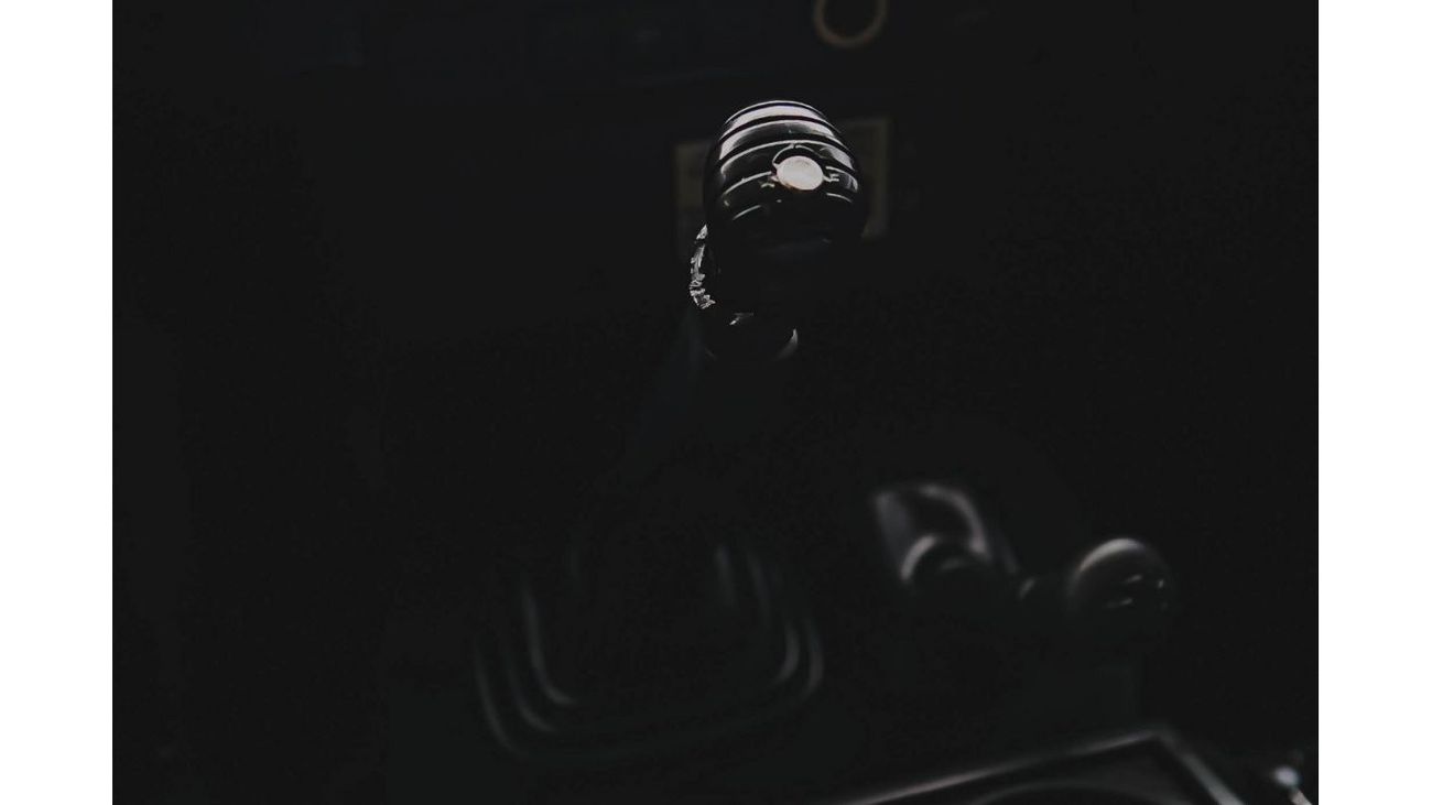 Land Rover Defender 110