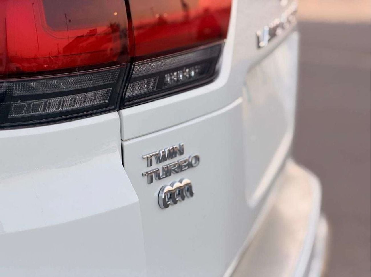 Toyota Land Cruiser VXR