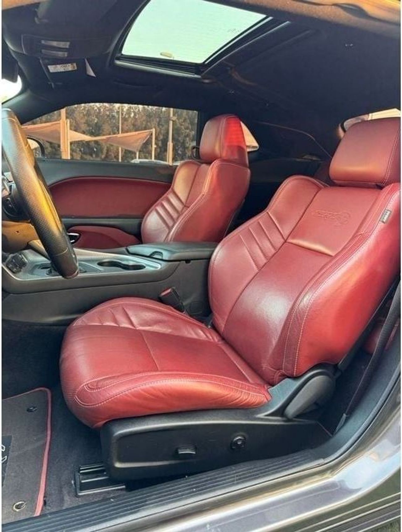 دودج تشالينجر DODGE CHALLENGER SRT HELLCAT 2019 GCC FULL SERVICE HISTORY PERFECT CONDITION