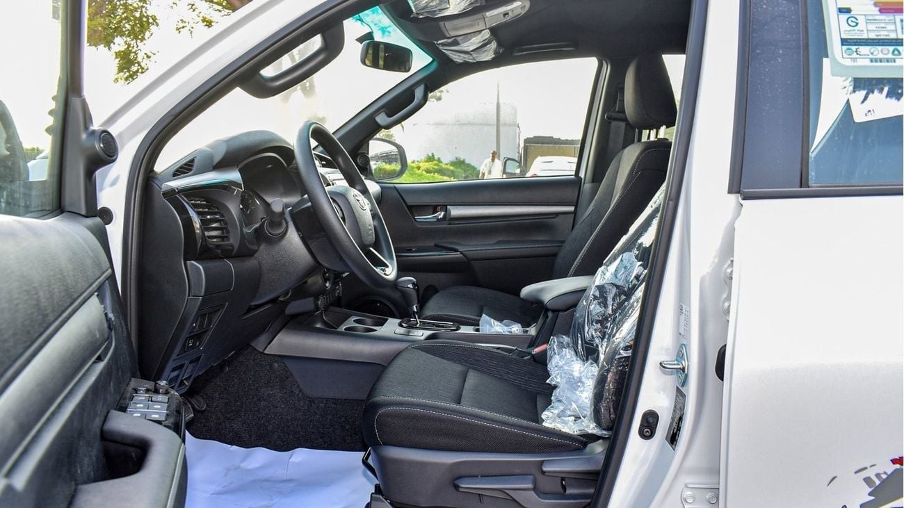 تويوتا هيلوكس Adventure SR5 4.0L V6