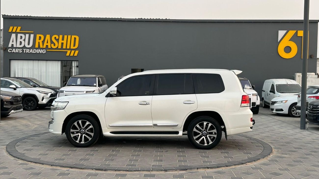 Toyota Land Cruiser GXR 4.6L