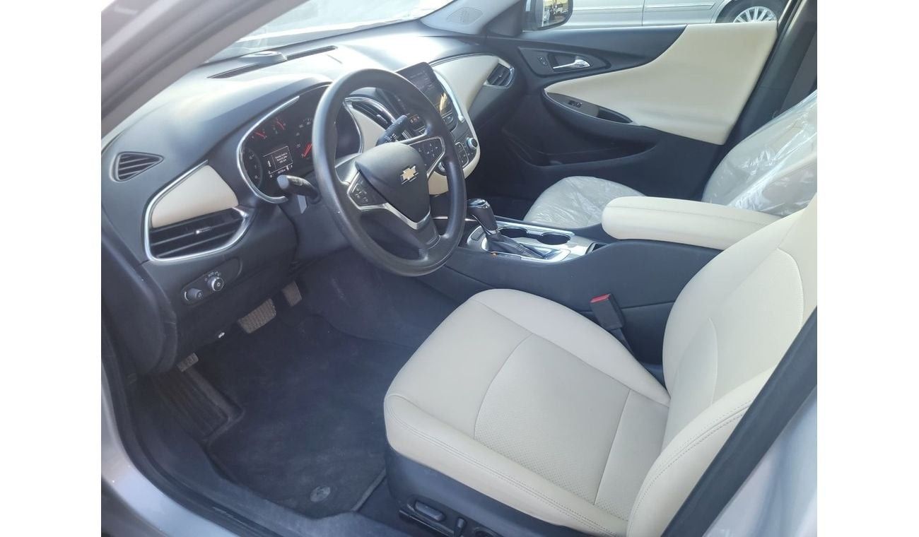 Chevrolet Malibu LT / FULL OPTION / PANORAMIC SUNROOF / IN PERFECT CONDITION