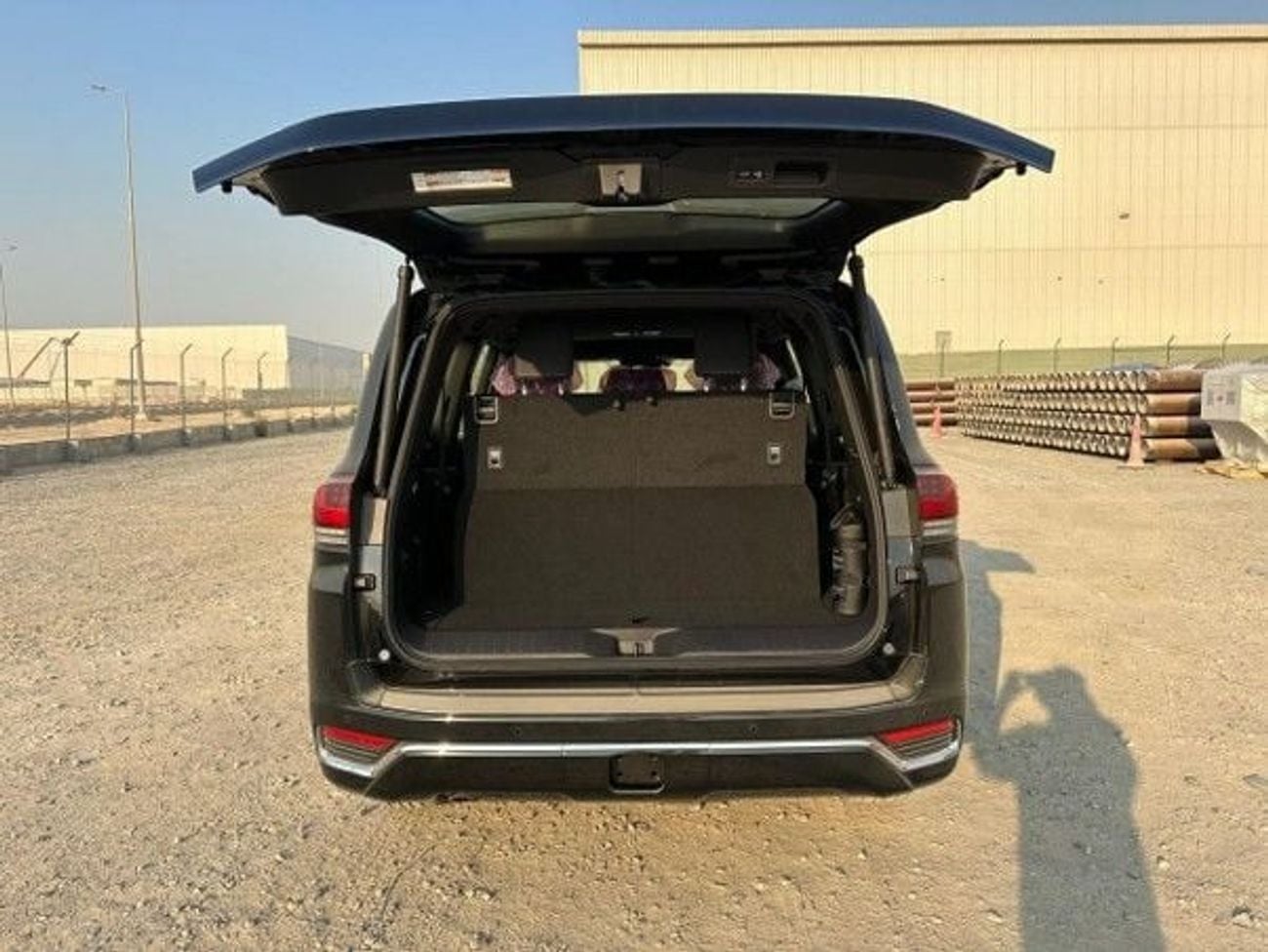 تويوتا لاند كروزر 2026 Toyota Land Cruiser LC300 VX (High-Option with Radar) 3.5L V6 Twin Turbo Petrol A/T 4WD Export