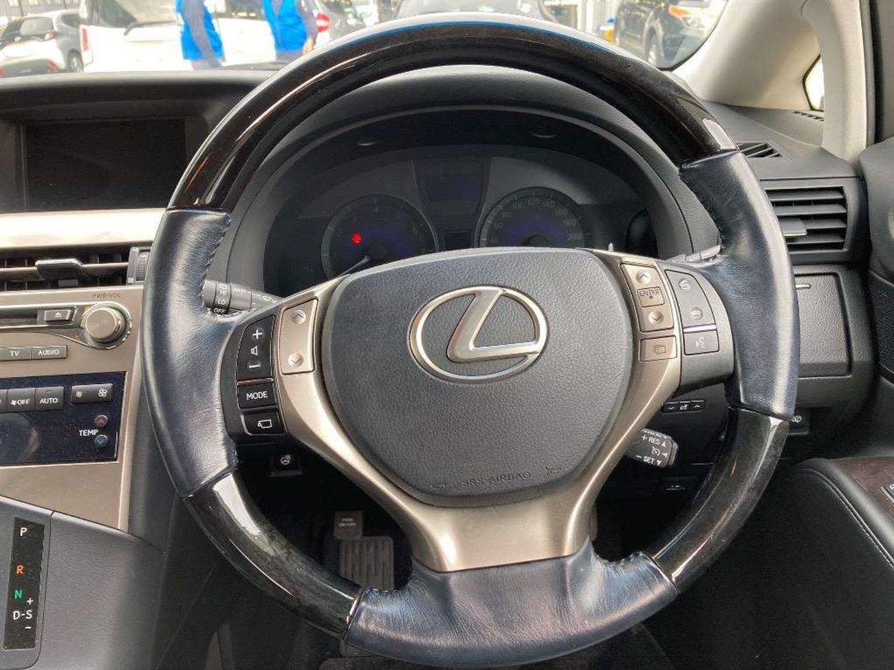 Lexus RX 270 2.7L V4 PETROL / DVD CAMERA / PUSH START / PWR WITH LEATHER SEATS / 2015