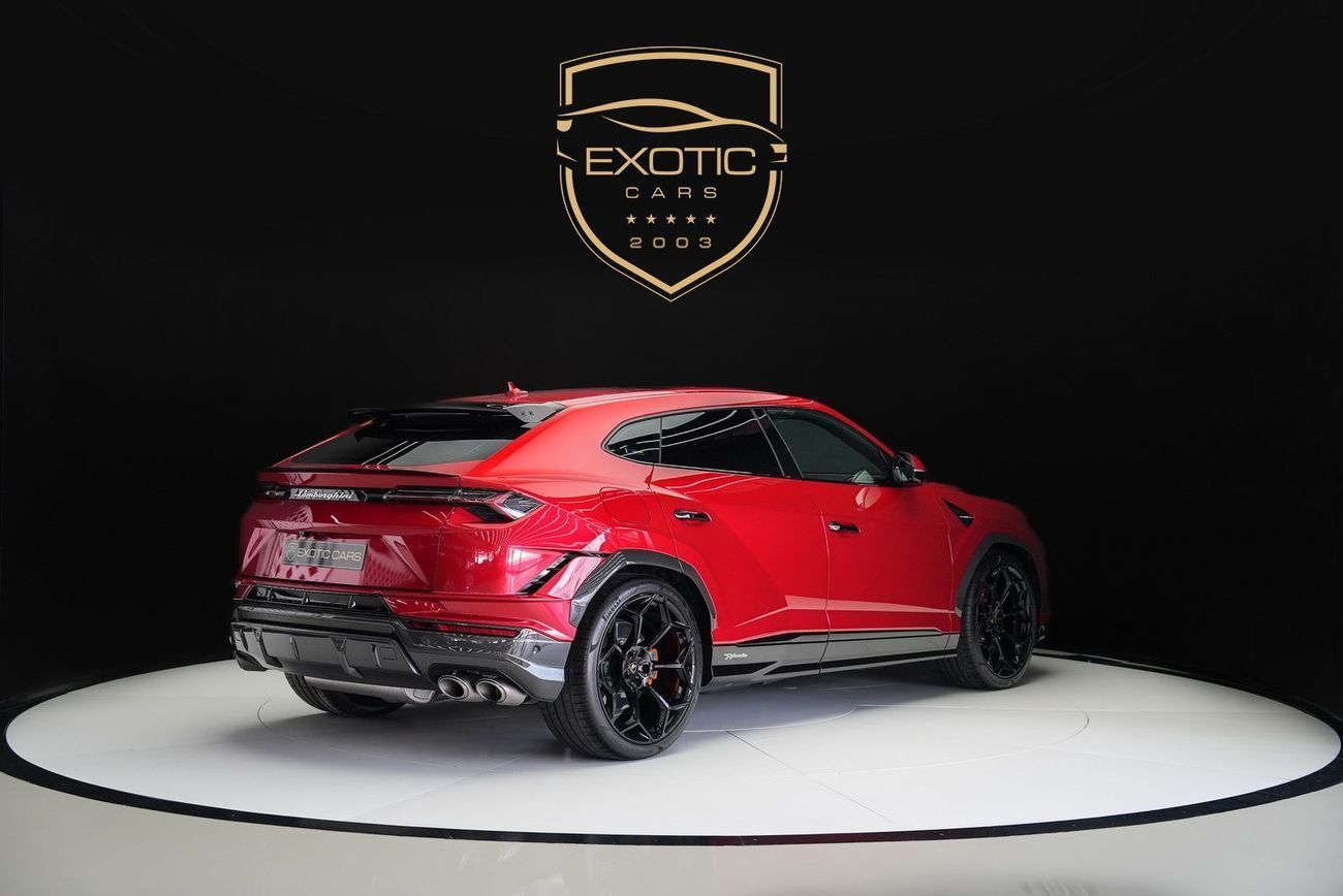 لامبورغيني اوروس 4.0T V8 Performante