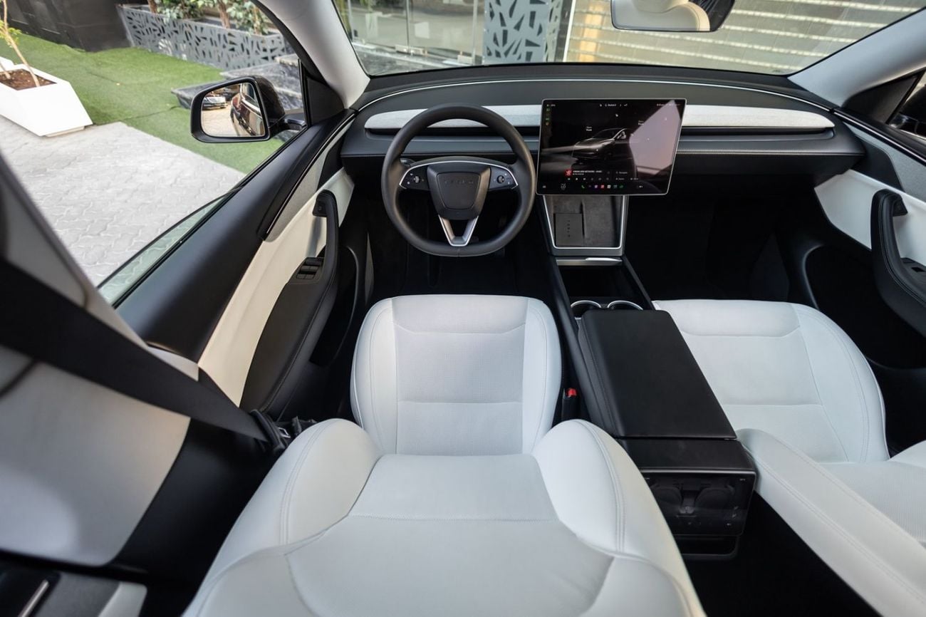 Tesla Model Y Tesla Model Y Long Range 2025 GCC | Agency Warranty