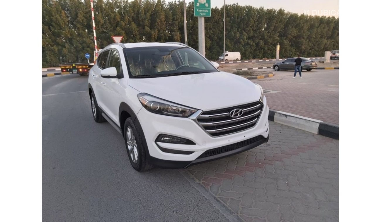 Hyundai Tucson SE SE Very Clean Car