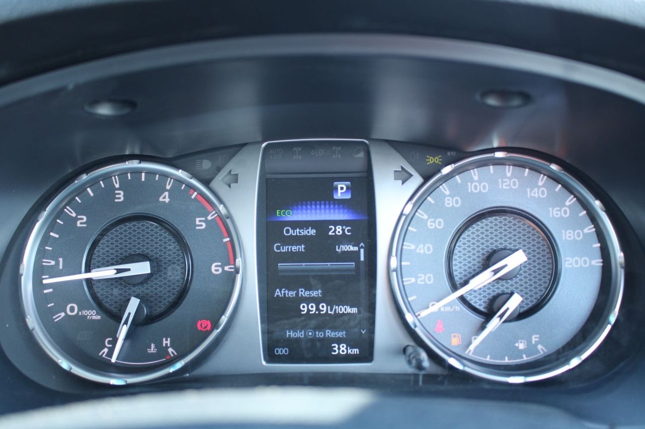 Toyota Hilux TOYOTA HILUX 2.8L DIESEL DOUBLE CAB 4WD HIGH AUTO