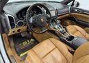 Porsche Cayenne GTS 4.8L 2013 Porsche Porsche Cayenne GTS, Full Service History, Excellent Condition, GCC
