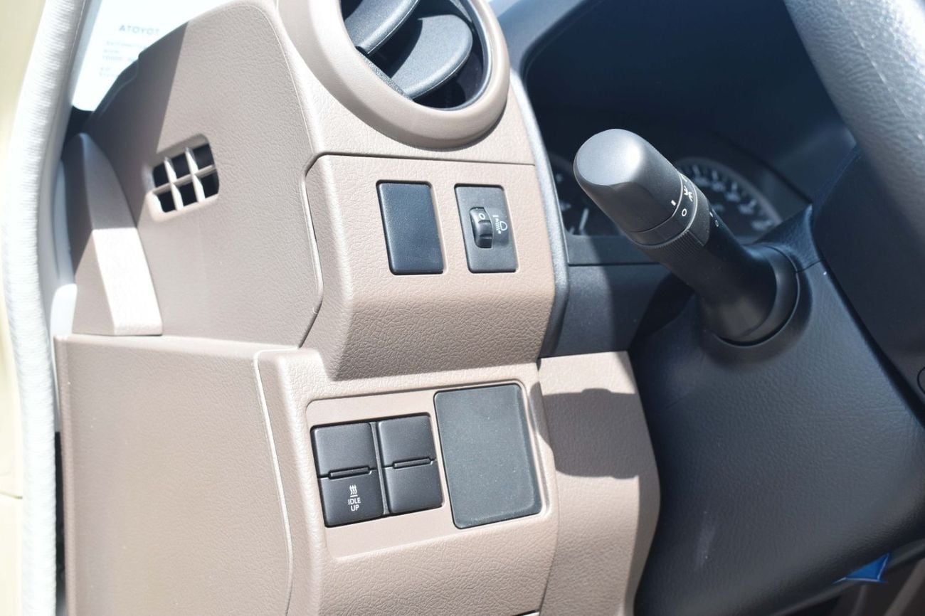 تويوتا لاند كروزر بيك آب LC79 DC 2.8L AT GCC 2025