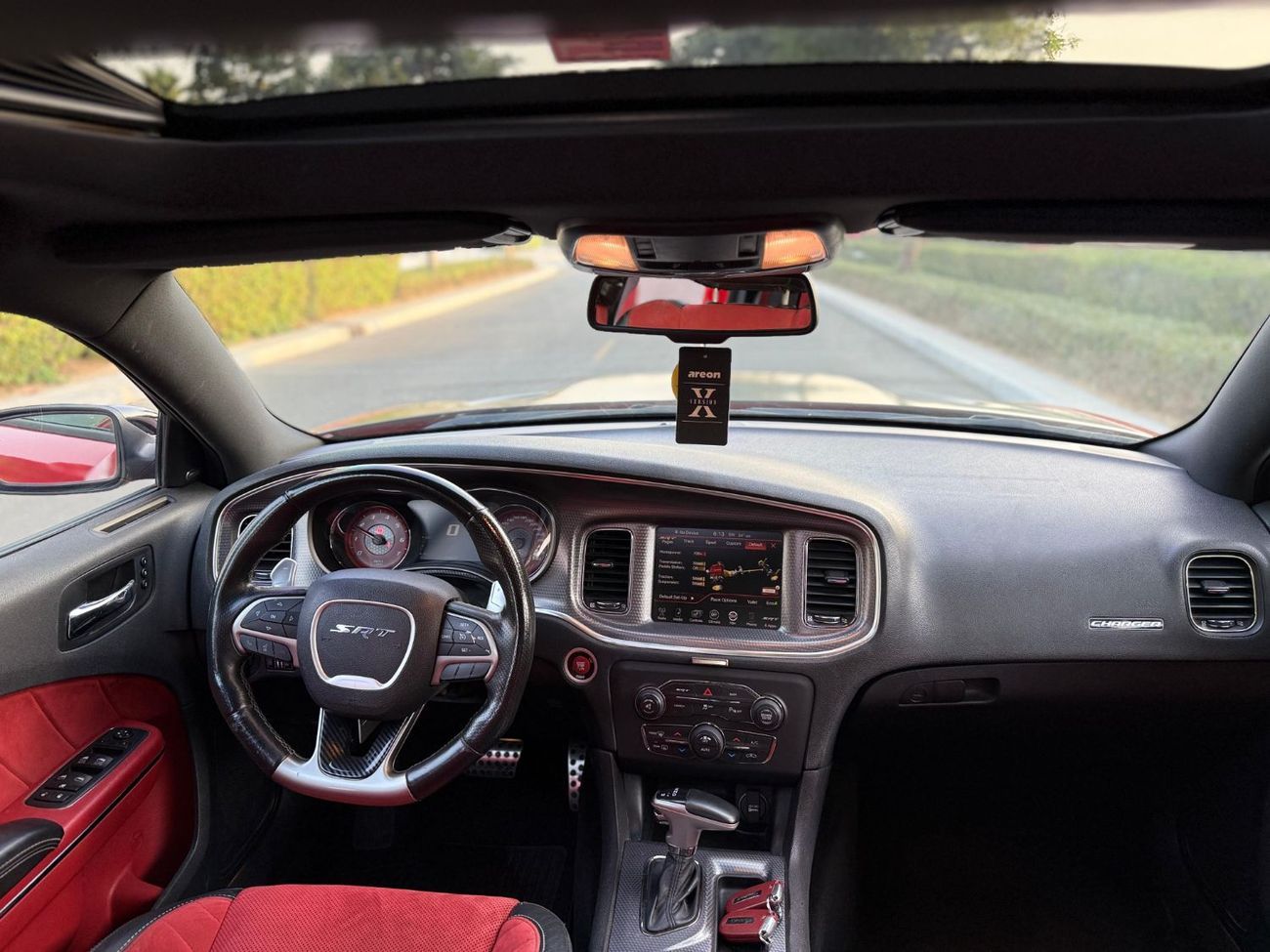 Dodge Charger SRT Hellcat 6.2L (707 HP)