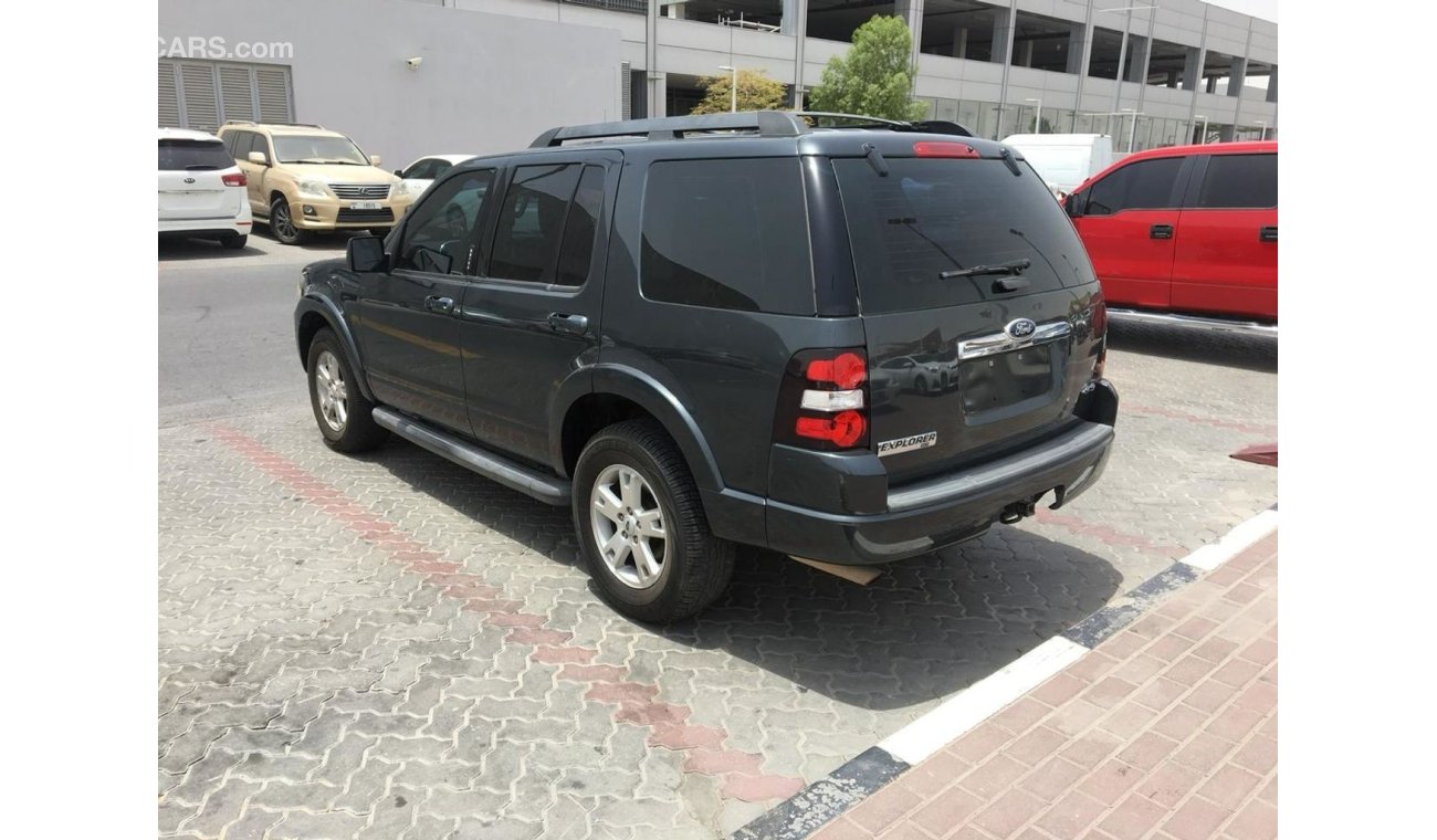 Ford Explorer