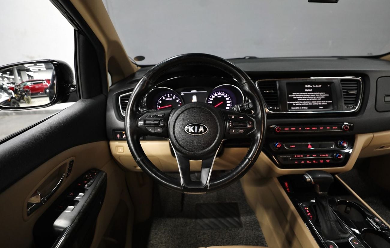Kia Carnival Kia Carnival VIP | 7 Seats | 3.3L | 1 Year Warranty + Free registration | AED 1,900 monthly with 0%