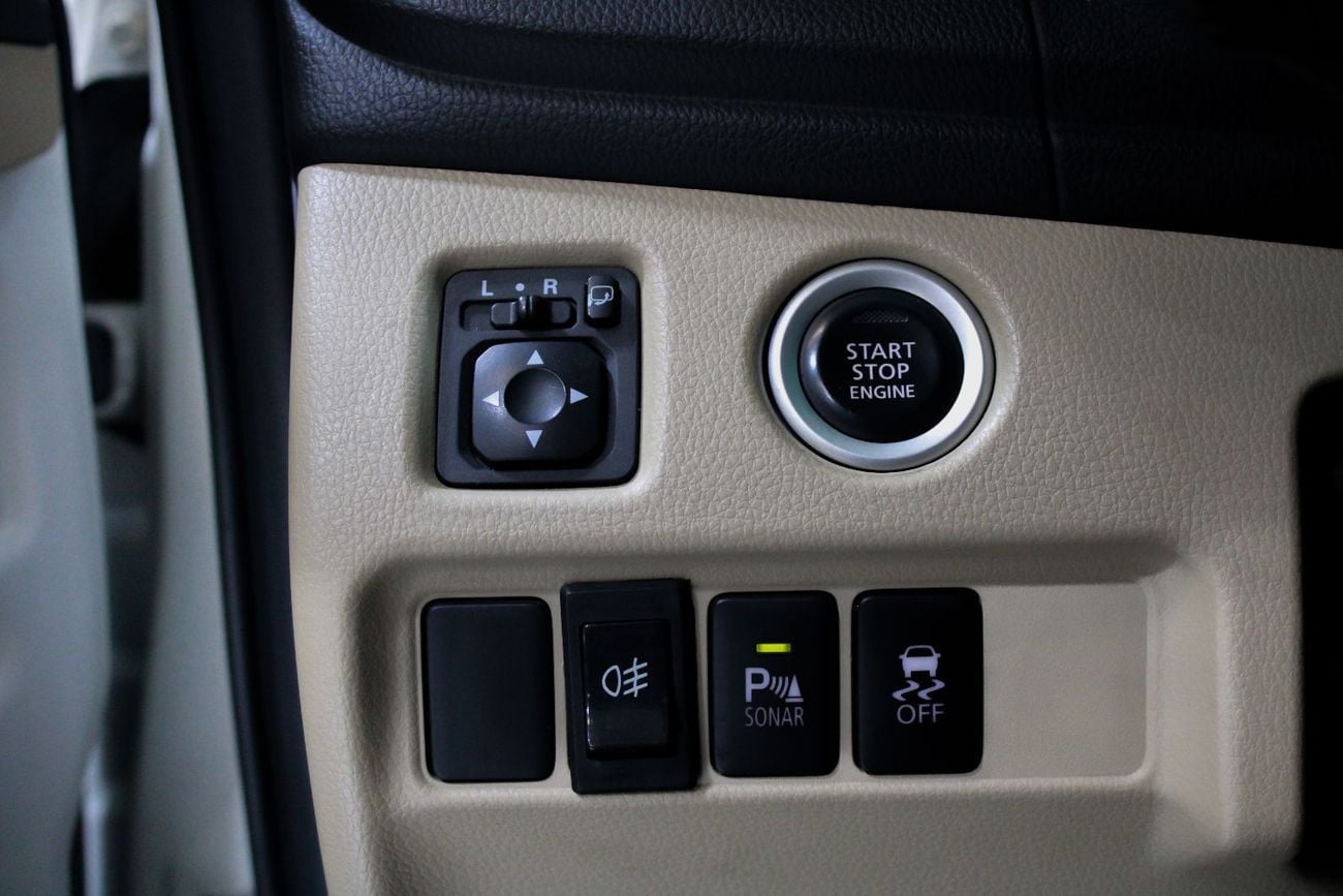 ميتسوبيشي مونتيرو سبورت GLS Premium 3.0L (7 Seater)