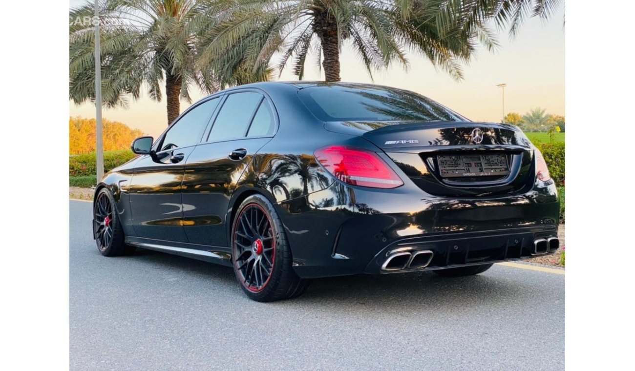 مرسيدس بنز C 63 AMG مرسيدس بنز C63S خليجي فل ابشن بحاله ممتازه ايديشن 1خليجي