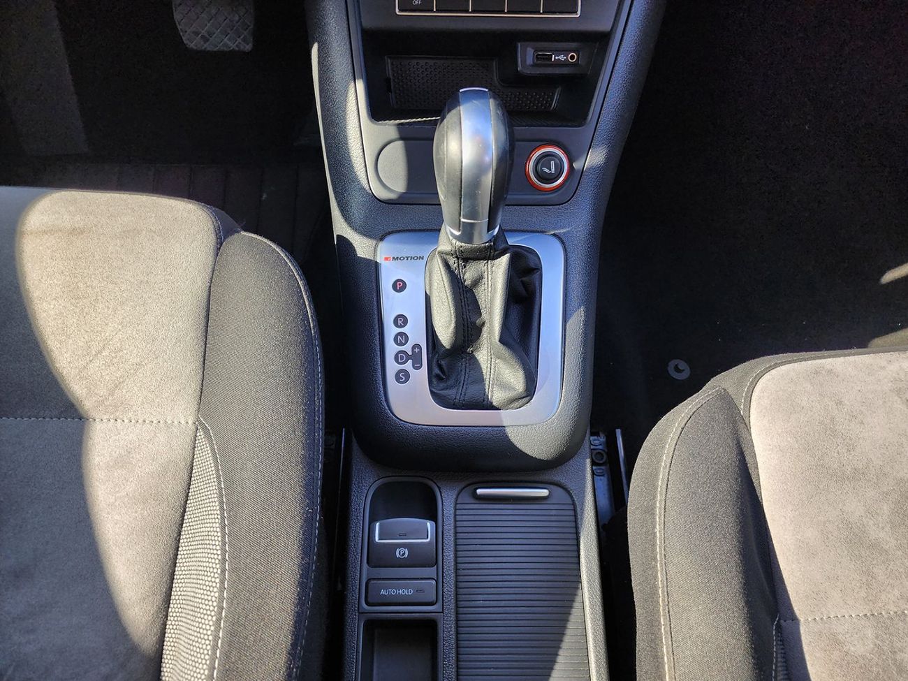 فولكس واجن تيجوان 2.0 TSI Elegance