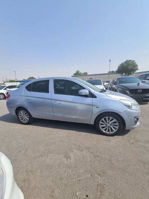 Mitsubishi Attrage GLX Full 1.2L