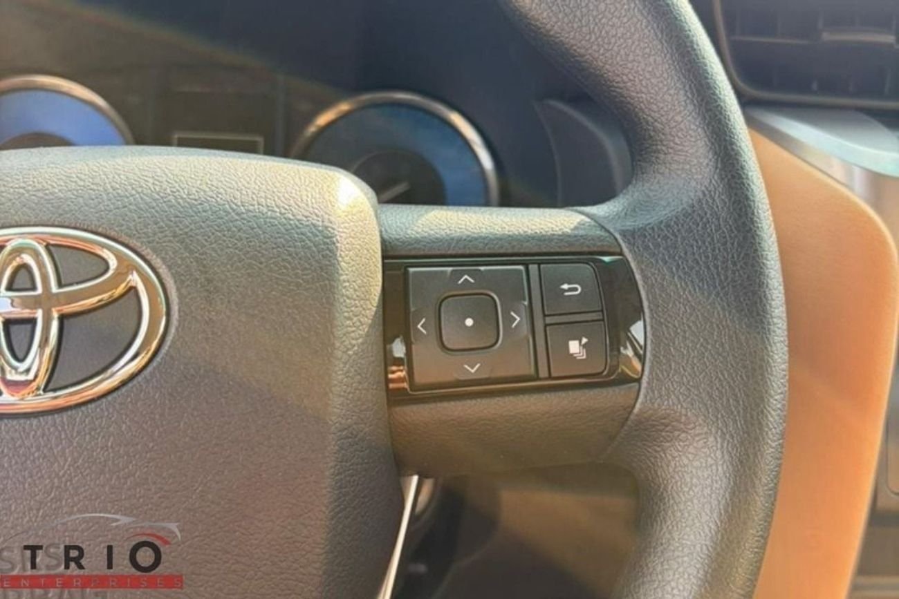 تويوتا فورتونر EXR 2.7L (160 HP) TOYOTA FORTUNER 4WD - 2.7L - PETROL - AT - 2025YM