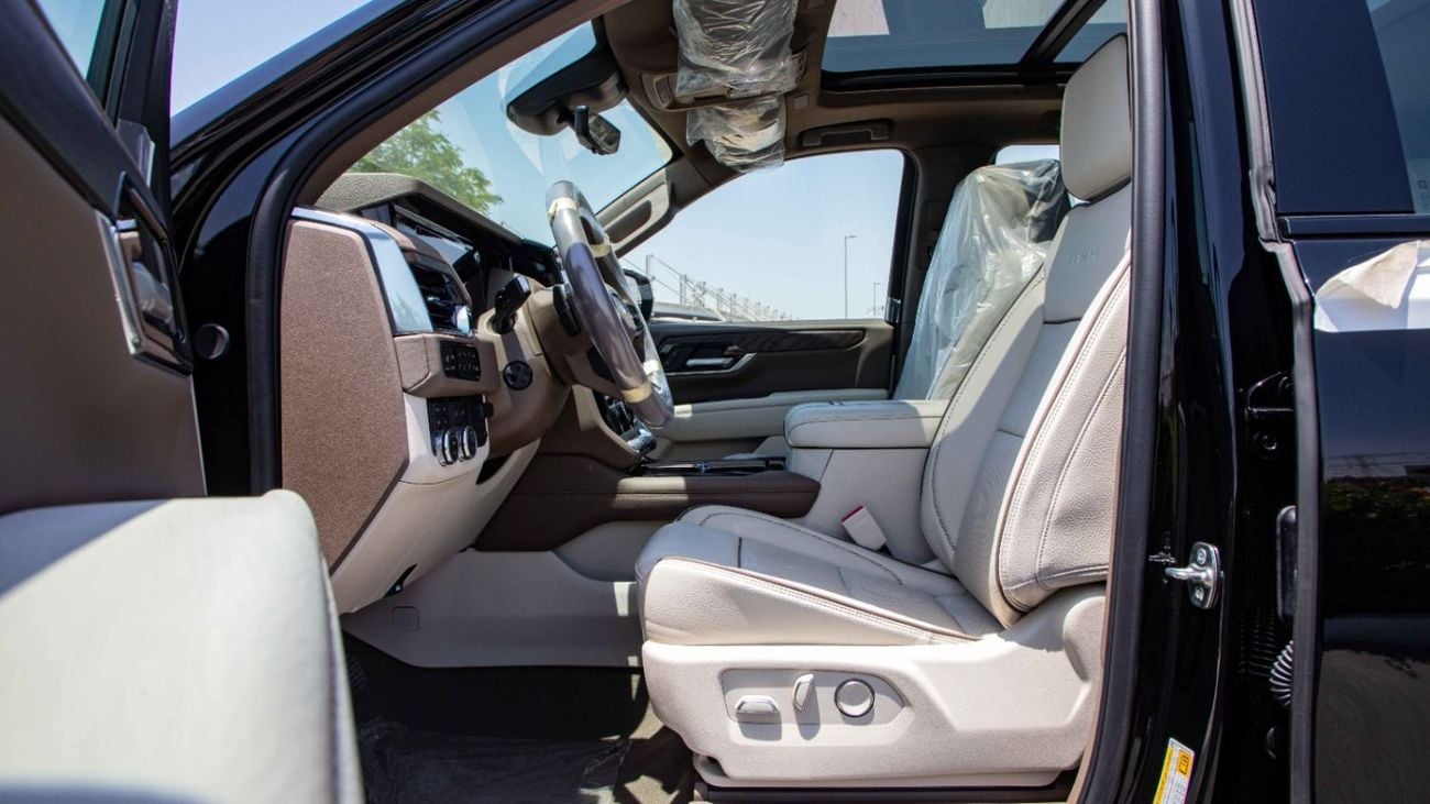 GMC Yukon Denali Black Edition 6.2L V8 | 2025 | 4 Years Agency Warranty & Service Contract