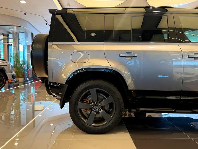 Land Rover Defender 110 P400 HSE– GCC Specs, миниатюра 23