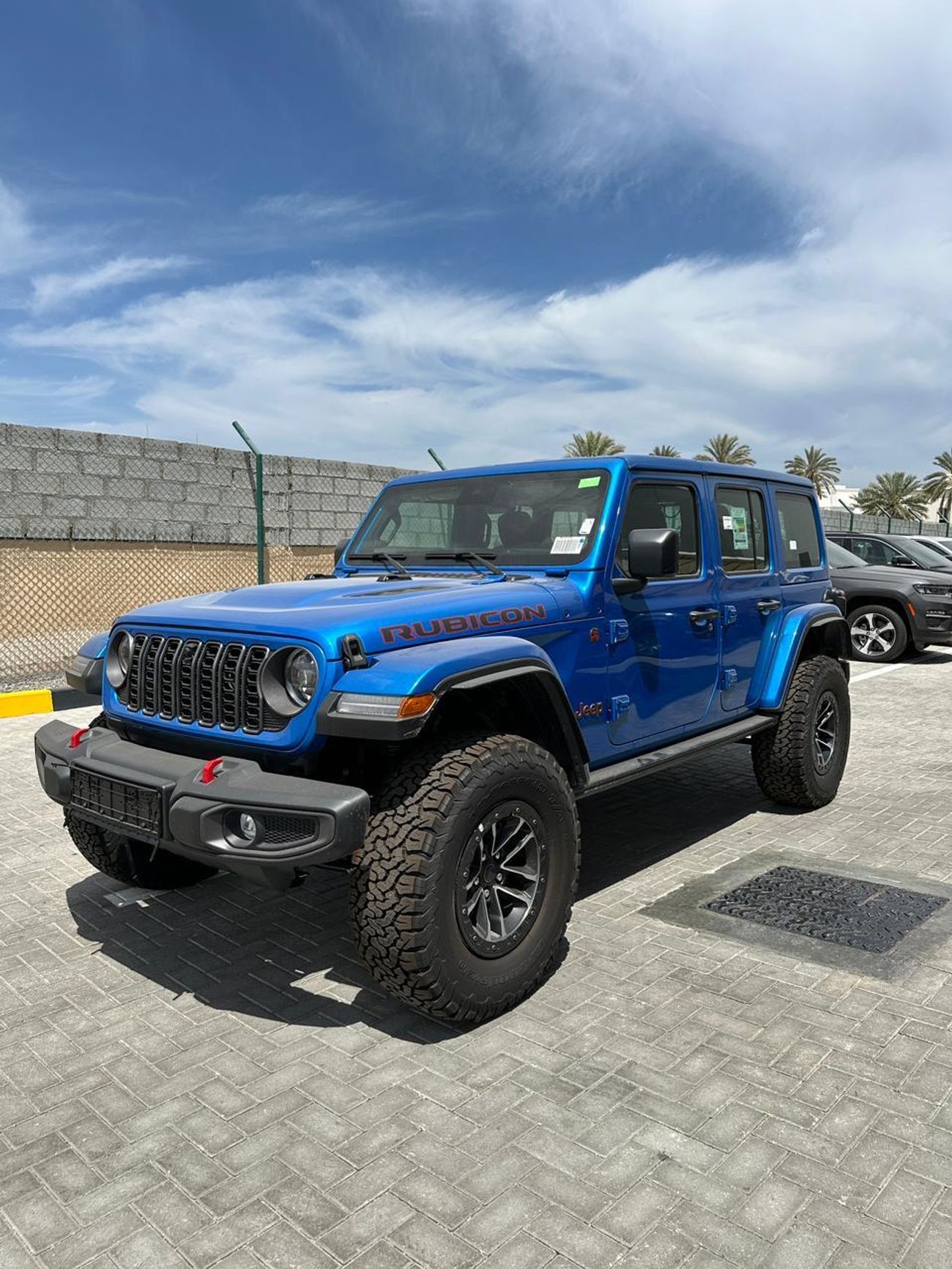 جيب رانجلر RUBICON 2.0L PETROL AUTOMATIC TRANSMISSION ( ONLY FOR RE-EXPORT OUTSIDE GCC COUNTRIES)