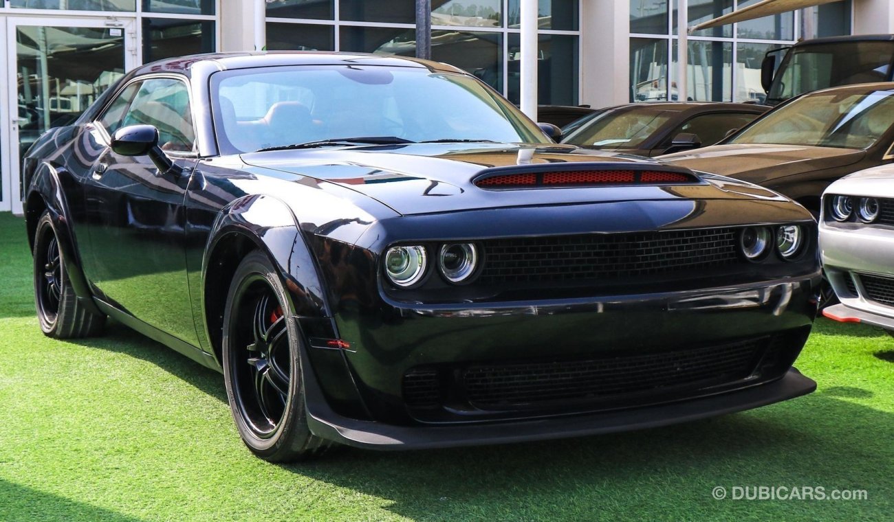 Dodge Challenger