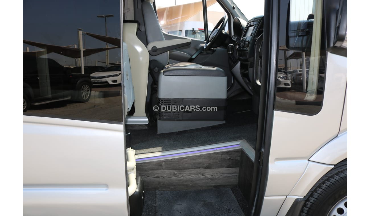 Mercedes-Benz Sprinter 21 SEATER LUXURY PASSENGER VAN 2015 LOW MILEAGE WITH GCC SPECS