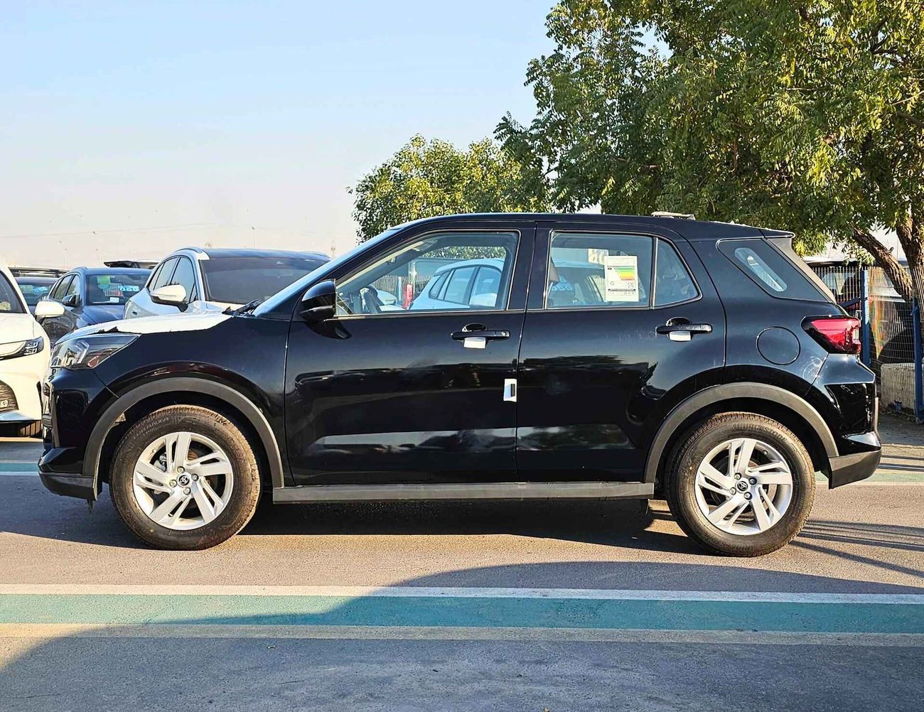 تويوتا ريز 1.2L Petrol, Alloy Rims, DVD Camera, Rear A/C ( CODE #  69047)