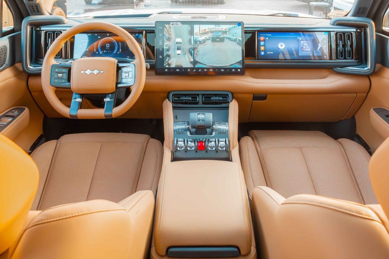 BYD Leopard 5 BYD Leopard 5 Ultra 210 KM 1.5T Without Hydraulic R20 2025