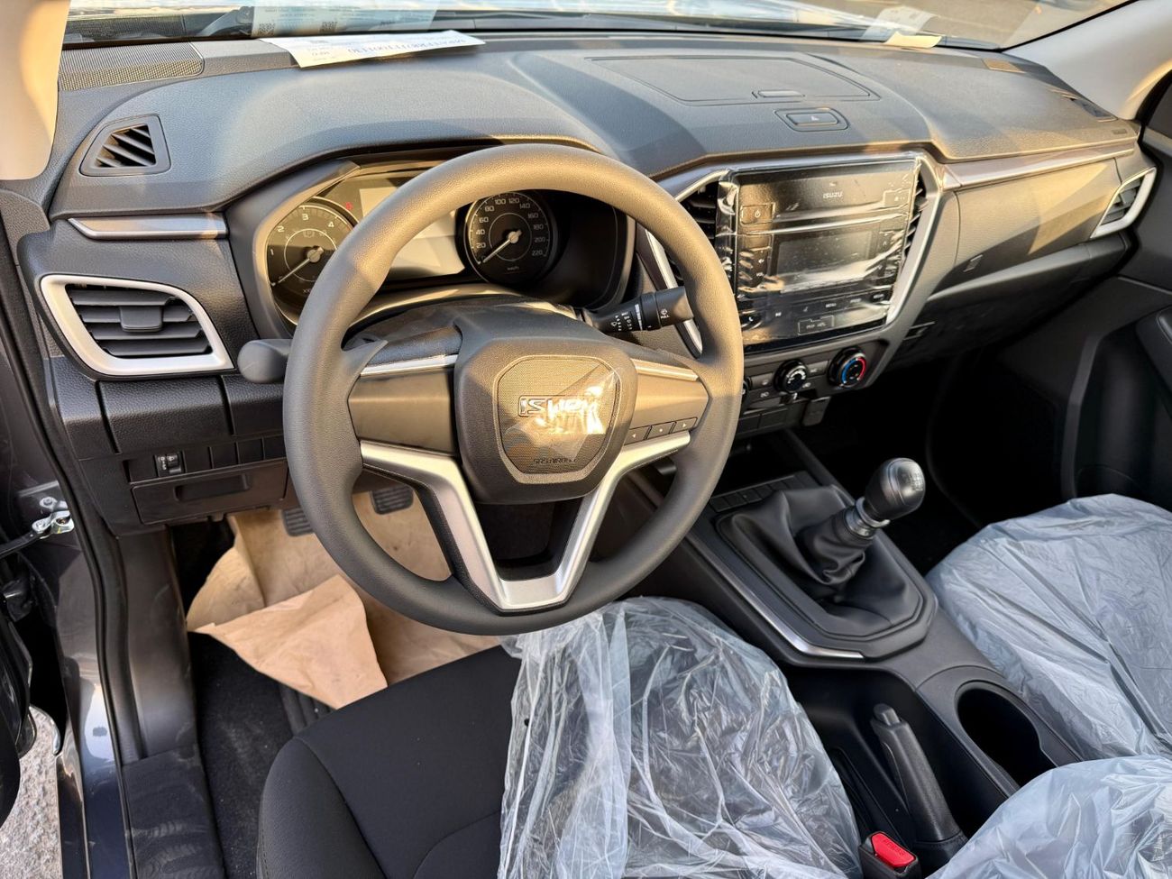 Isuzu DMax ISUZZ -D-MAX - SiNGLE CAB - 4x2 - 1.9L - DiESEL - GRAY