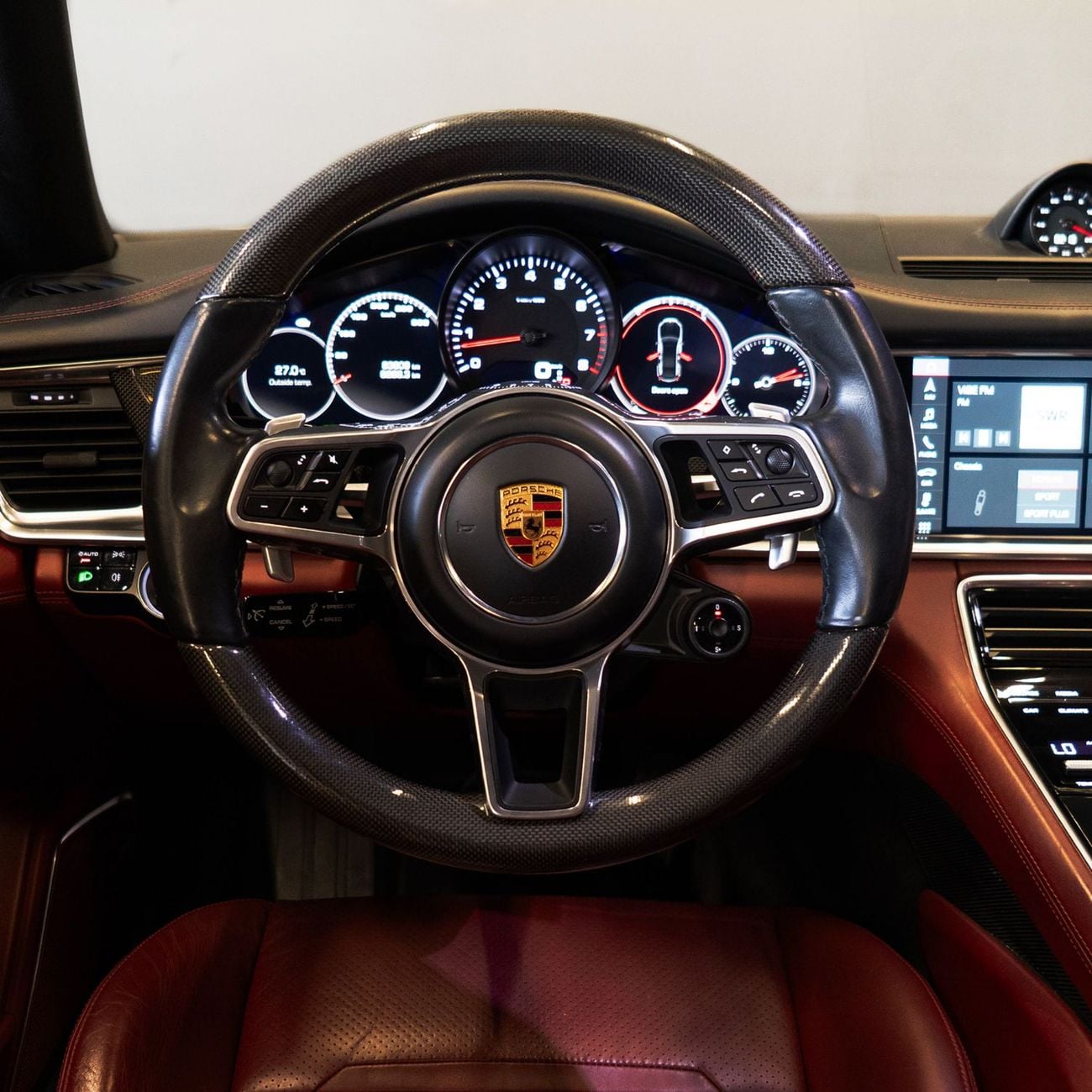 Porsche Panamera Std 3.0L (325 HP) 3,498 P.M • 0% Downpayment • Porsche Panamera • 1 Year Warranty