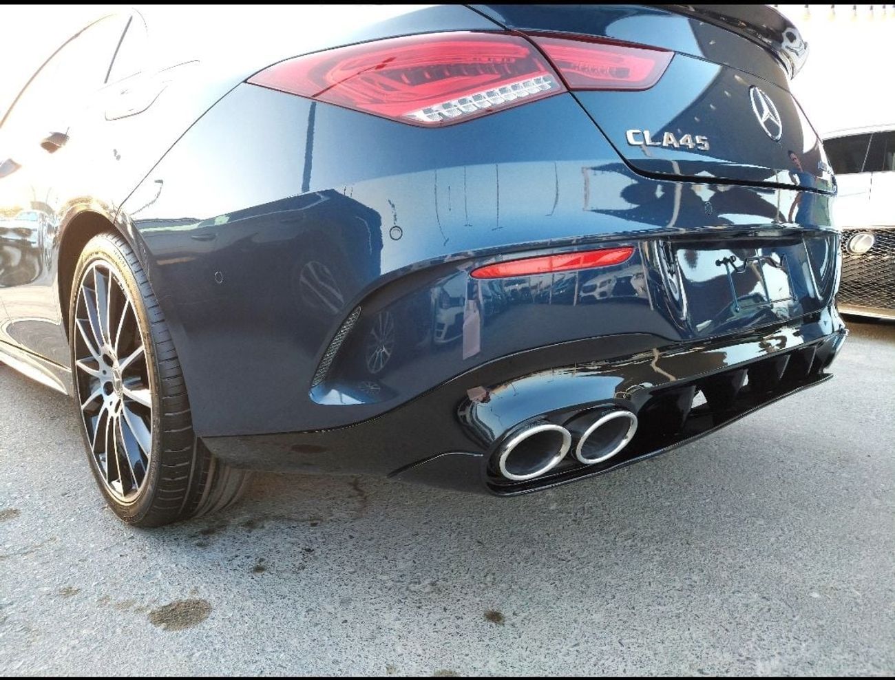 Mercedes-Benz CLA 250 Premium + 2.0L