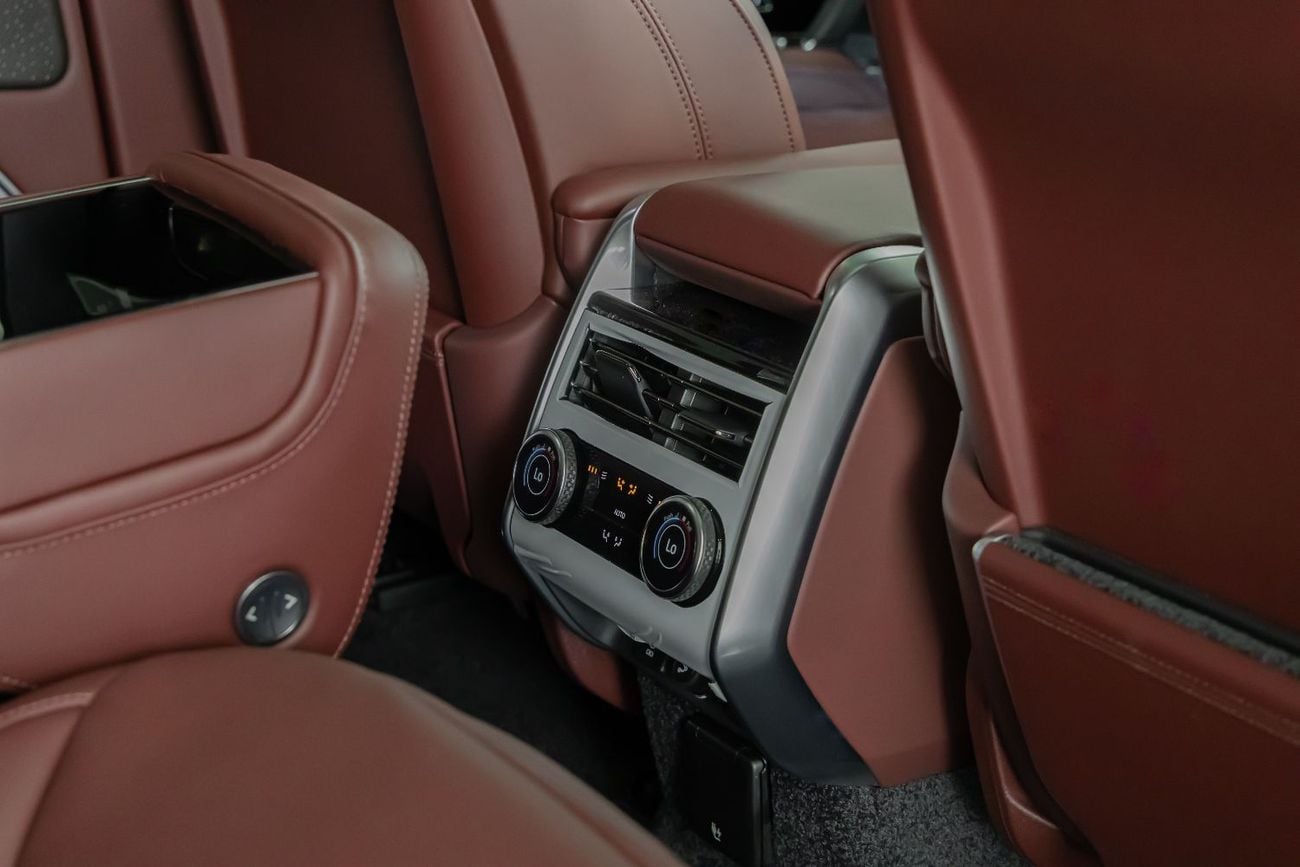 Land Rover Range Rover Land Rover | Range Rover | Autobiography P530 | GCC | VIPSeat | Automatic side steps | 2026 (EXPORT)