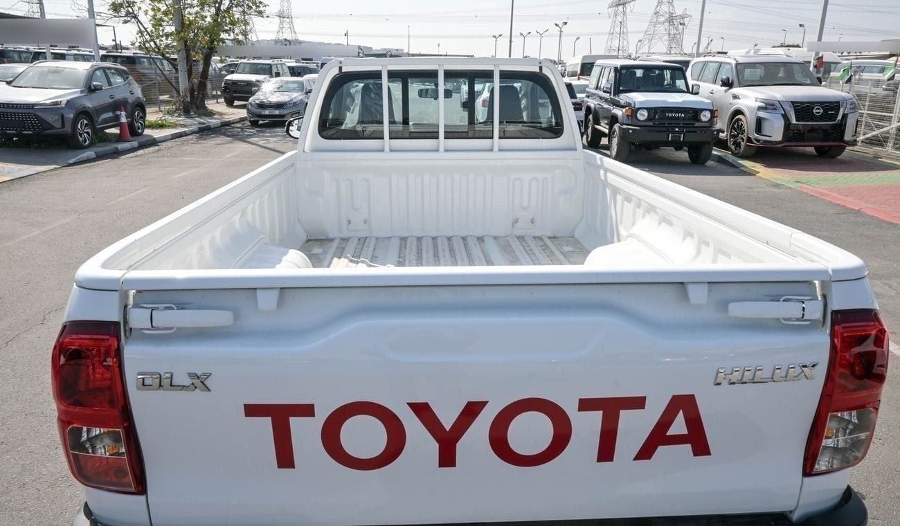 تويوتا هيلوكس 2.4L DLX