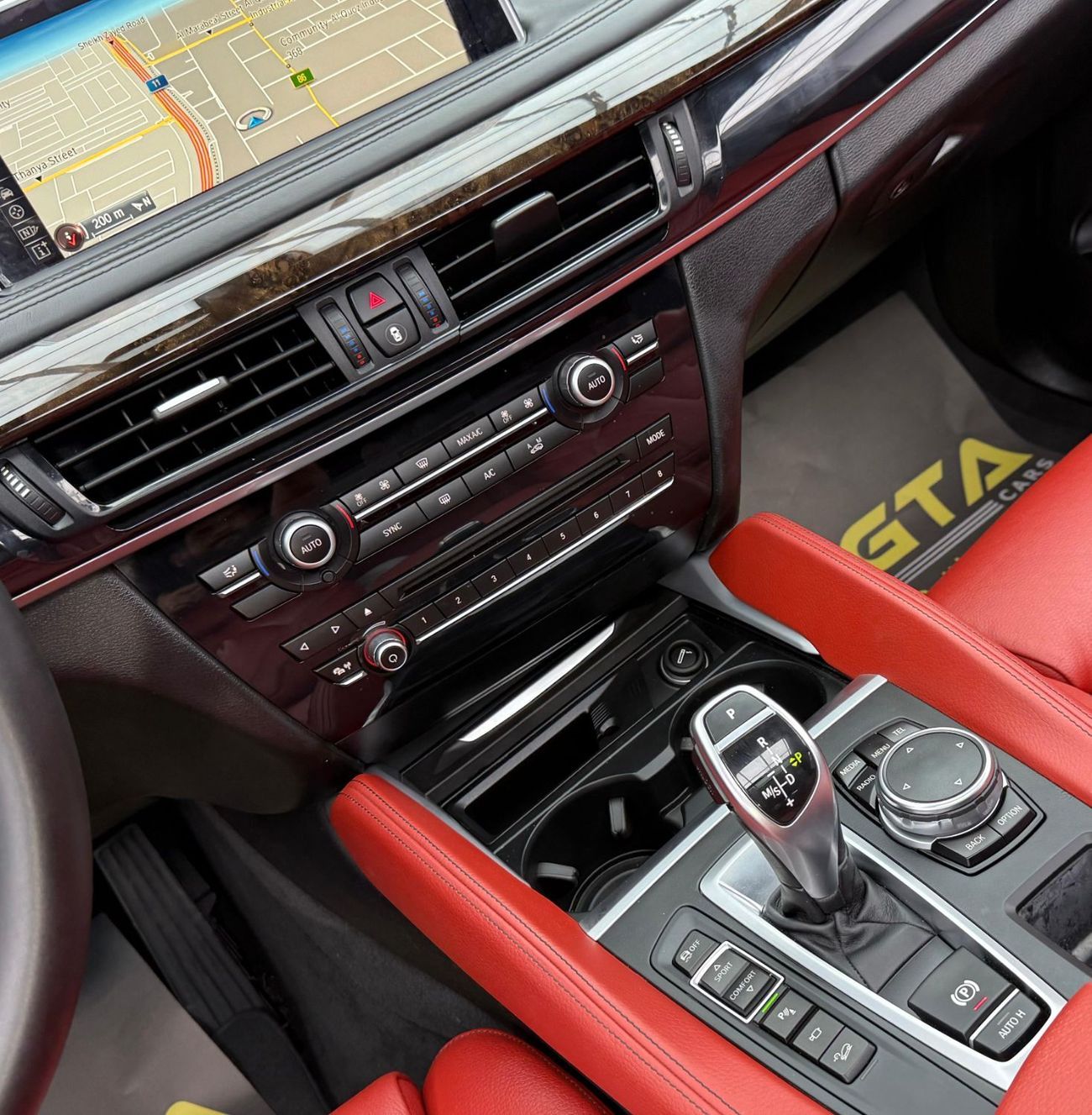 BMW X6 M50i 4.4L 2016 BMW X6 M50i, Full BMW Service History, Fully Loaded, Excellent Condition, GCC