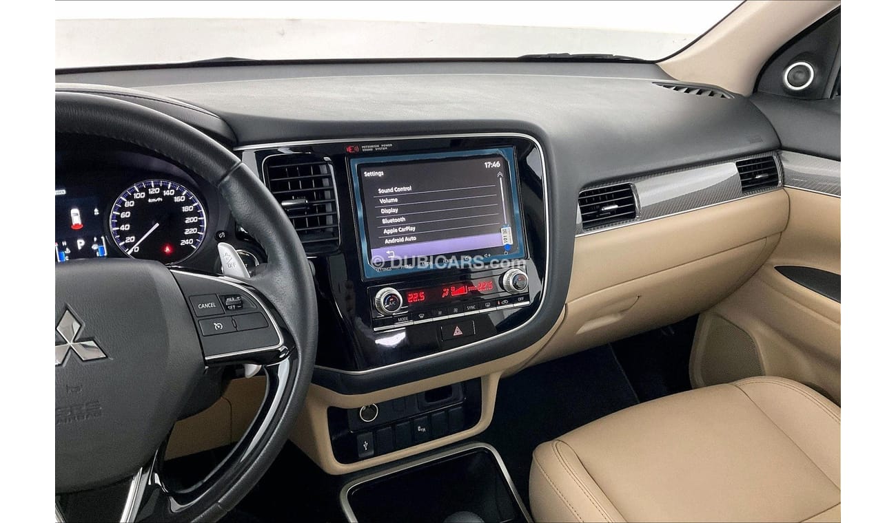 مرسيدس بنز S 550 5.5L-8 CYL-FULL OPTION -JAPANESE SPEC -EXCELLENT CONDITION