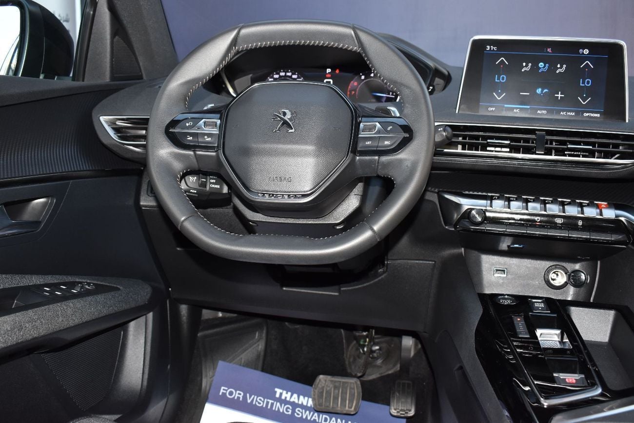 بيجو 3008 AED 1069 PM  ACTIVE 1.6 TC AT GCC MANUFACTURER WARRANTY 2028 OR 100K KM