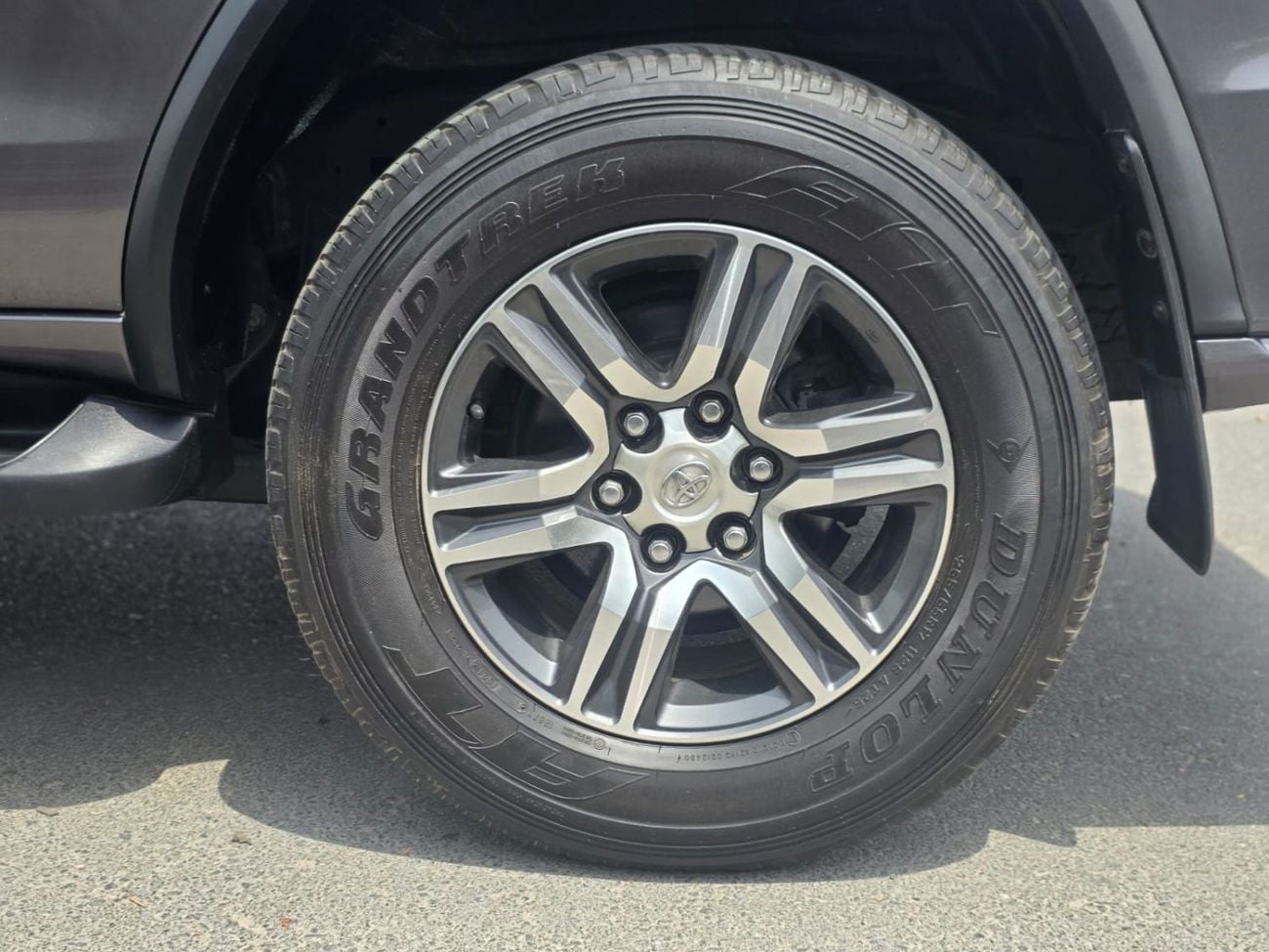 Toyota Fortuner 2.8 Diesel Engine - 4WD - RHD