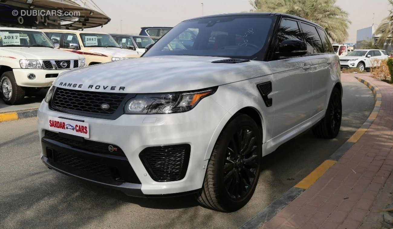 Land Rover Range Rover Sport SVR