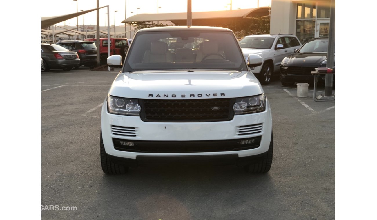 Land Rover Range Rover Vogue Supercharged RANG ROVER SPORT SUPER CHARGE MODEL 2013 GCC car prefect condition full option low mileage panorami