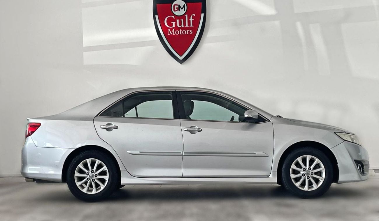 Toyota Camry SE 2.5L-4CYL  EXCELLENT CONDITION LOW KILOMETER DRIVEN