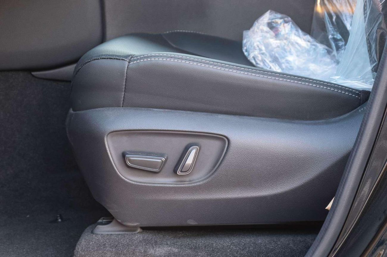 Toyota Prado TOYOTA LAND CRUISER PRADO 2.4L 4WD PETROL SUV 2025 (Inside Black)