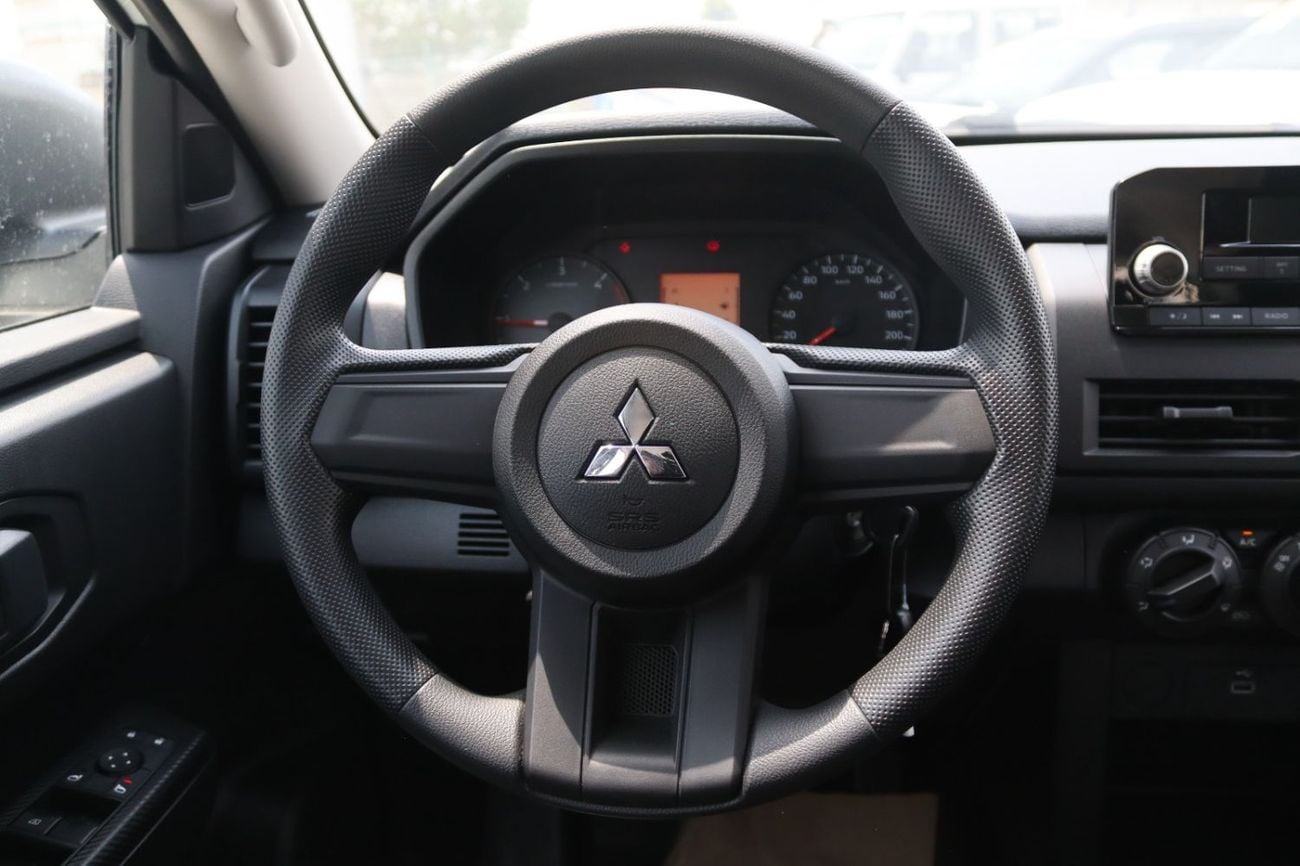 Mitsubishi L200 MITSUBISHI L200 4X4 M/T PETROL **EXPORT ONLY**التصدير فقط خارج الخليج***